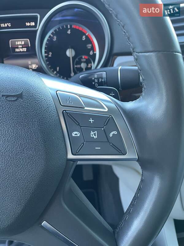 Позашляховик / Кросовер Mercedes-Benz M-Class 2013 в Луцьку