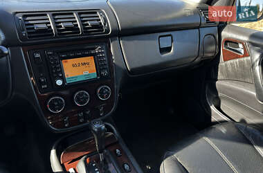 Внедорожник / Кроссовер Mercedes-Benz M-Class 2002 в 