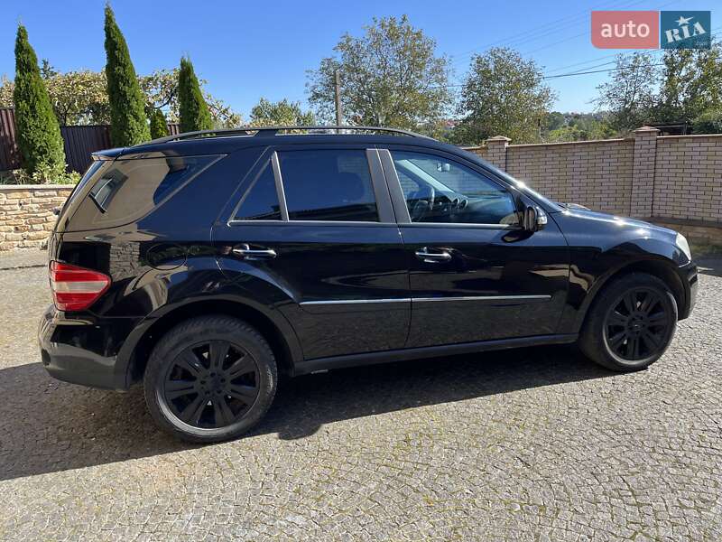 Внедорожник / Кроссовер Mercedes-Benz M-Class 2006 в Тернополе фото 2 Внедорожник / Кроссовер Mercedes-Benz M-Class 2006 в Тернополе