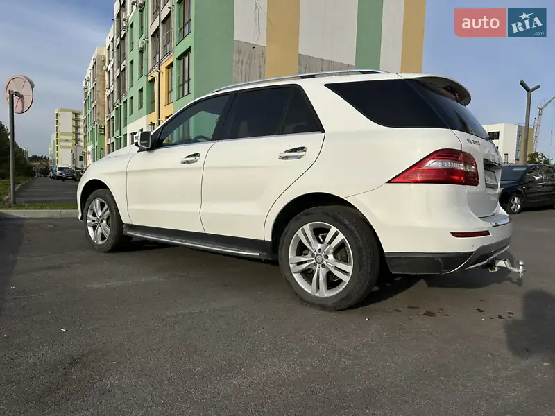 Mercedes-Benz M-Class 2015