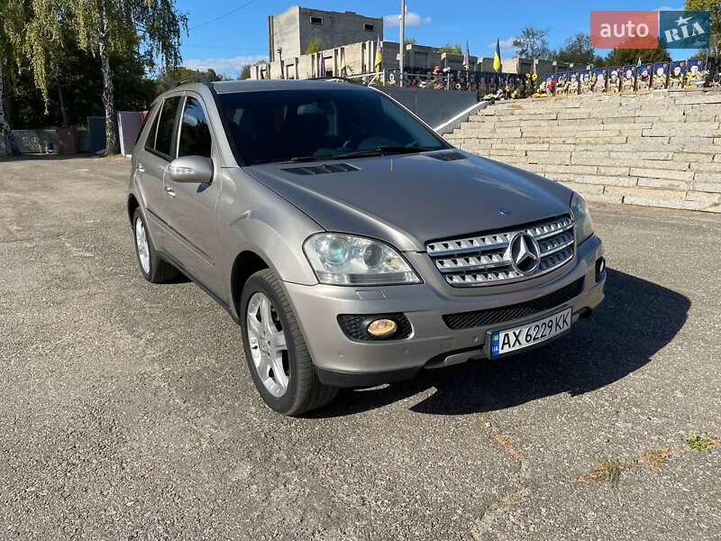 Внедорожник / Кроссовер Mercedes-Benz M-Class 2008 в Валках