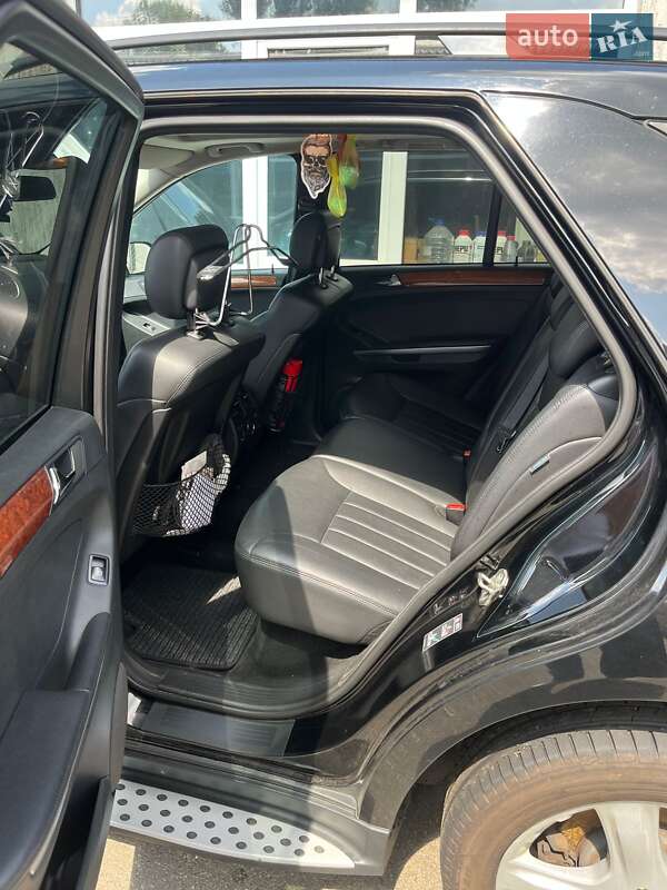 Позашляховик / Кросовер Mercedes-Benz M-Class 2008 в Києві
