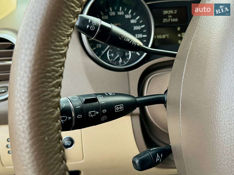 Внедорожник / Кроссовер Mercedes-Benz M-Class 2006 в Бердичеве