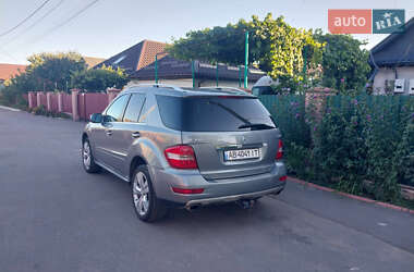 Позашляховик / Кросовер Mercedes-Benz M-Class 2009 в 