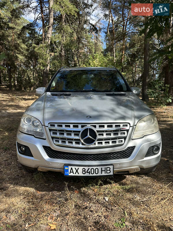 Позашляховик / Кросовер Mercedes-Benz M-Class 2008 в Харкові