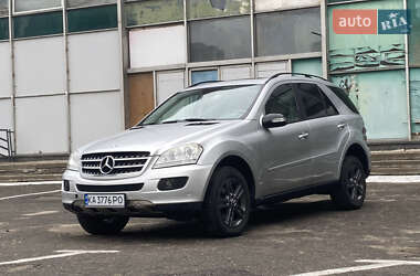 Внедорожник / Кроссовер Mercedes-Benz M-Class 2005 в Киеве