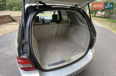 Позашляховик / Кросовер Mercedes-Benz M-Class 2005 в 