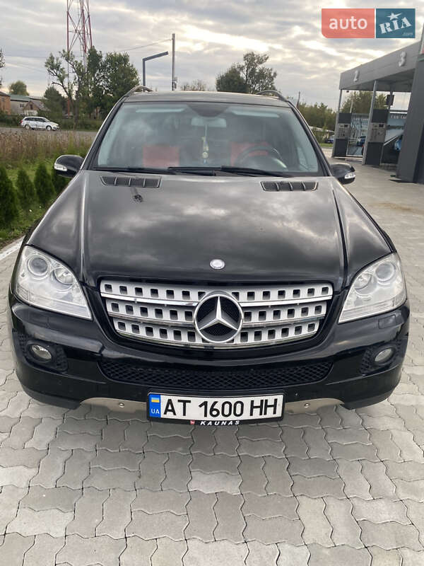 Внедорожник / Кроссовер Mercedes-Benz M-Class 2007 в 