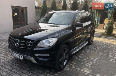 Позашляховик / Кросовер Mercedes-Benz M-Class 2011 в 