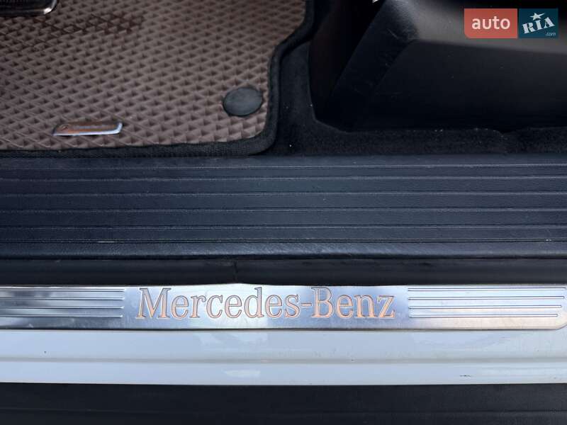 Позашляховик / Кросовер Mercedes-Benz M-Class 2013 в Одесі