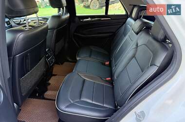 Позашляховик / Кросовер Mercedes-Benz M-Class 2013 в 
