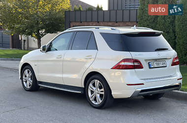 Позашляховик / Кросовер Mercedes-Benz M-Class 2012 в 