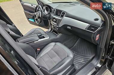 Внедорожник / Кроссовер Mercedes-Benz M-Class 2014 в 
