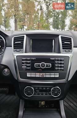 Внедорожник / Кроссовер Mercedes-Benz M-Class 2014 в 