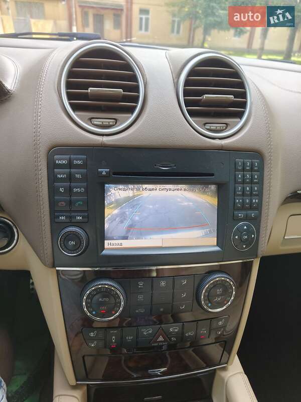 Внедорожник / Кроссовер Mercedes-Benz M-Class 2011 в Остроге