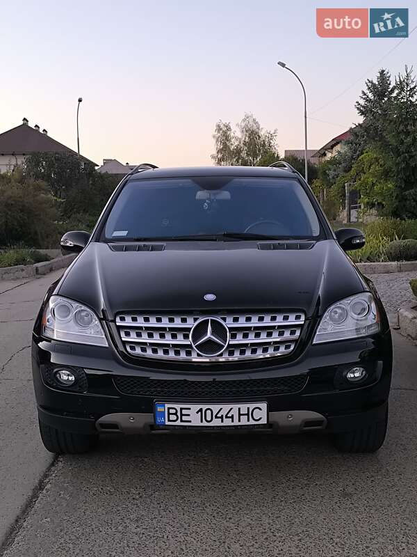 Внедорожник / Кроссовер Mercedes-Benz M-Class 2008 в Южноукраинске фото 4 Внедорожник / Кроссовер Mercedes-Benz M-Class 2008 в Южноукраинске