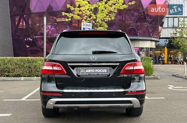 Внедорожник / Кроссовер Mercedes-Benz M-Class 2013 в 