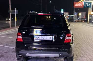 Внедорожник / Кроссовер Mercedes-Benz M-Class 2007 в 
