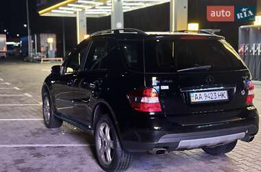 Внедорожник / Кроссовер Mercedes-Benz M-Class 2007 в 
