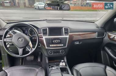 Внедорожник / Кроссовер Mercedes-Benz M-Class 2011 в 