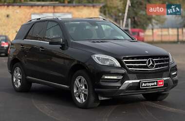 Позашляховик / Кросовер Mercedes-Benz M-Class 2012 в 