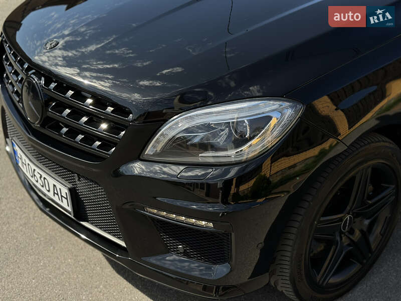 Позашляховик / Кросовер Mercedes-Benz M-Class 2015 в Вінниці фото 19 Позашляховик / Кросовер Mercedes-Benz M-Class 2015 в Вінниці