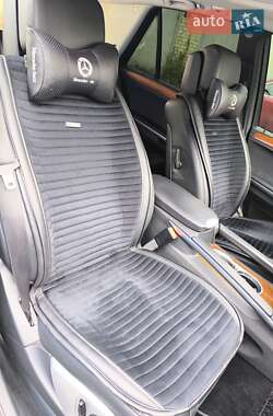 Позашляховик / Кросовер Mercedes-Benz M-Class 2008 в 