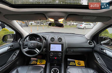 Внедорожник / Кроссовер Mercedes-Benz M-Class 2009 в 