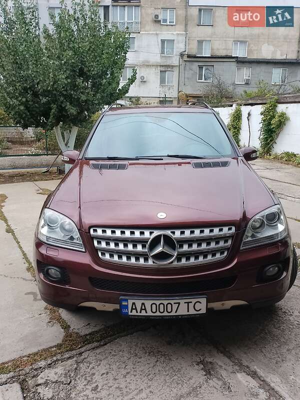 Позашляховик / Кросовер Mercedes-Benz M-Class 2008 в Білгороді-Дністровському
