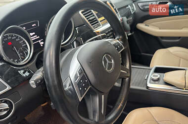 Позашляховик / Кросовер Mercedes-Benz M-Class 2012 в 