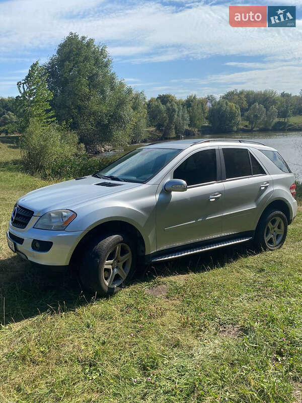 Внедорожник / Кроссовер Mercedes-Benz M-Class 2006 в Киеве фото 8 Внедорожник / Кроссовер Mercedes-Benz M-Class 2006 в Киеве