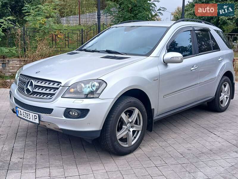 Mercedes-Benz M-Class 2008