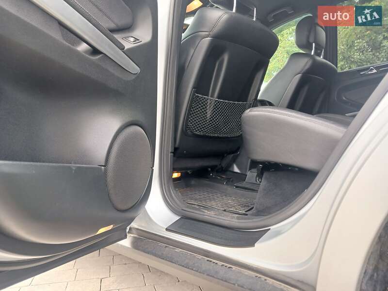 Позашляховик / Кросовер Mercedes-Benz M-Class 2008 в Києві