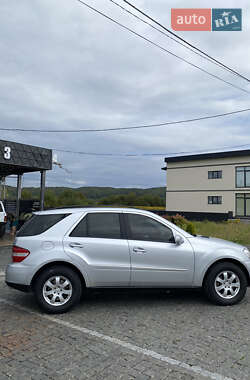Позашляховик / Кросовер Mercedes-Benz M-Class 2008 в 