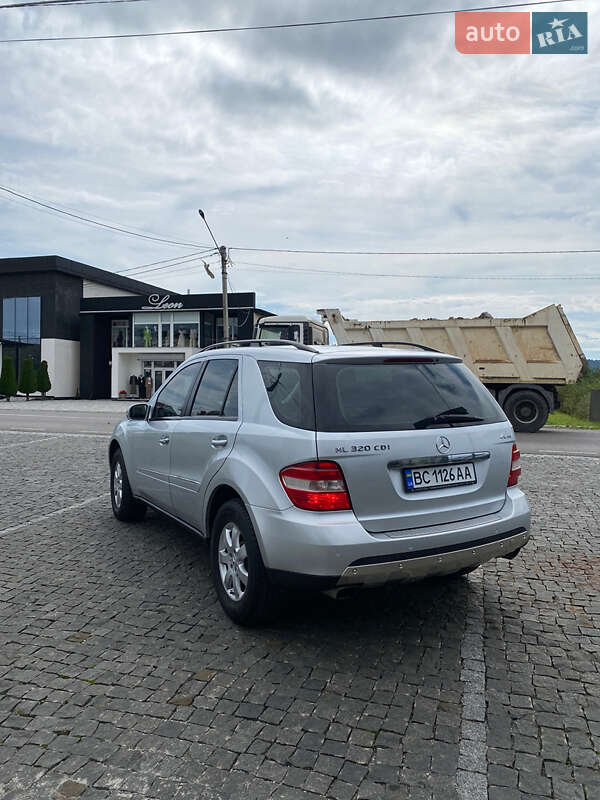 Позашляховик / Кросовер Mercedes-Benz M-Class 2008 в Тячеві