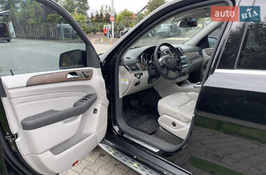 Позашляховик / Кросовер Mercedes-Benz M-Class 2013 в 