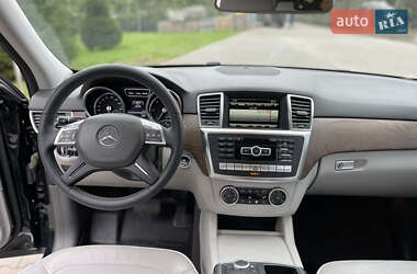 Позашляховик / Кросовер Mercedes-Benz M-Class 2013 в 
