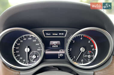 Позашляховик / Кросовер Mercedes-Benz M-Class 2013 в 