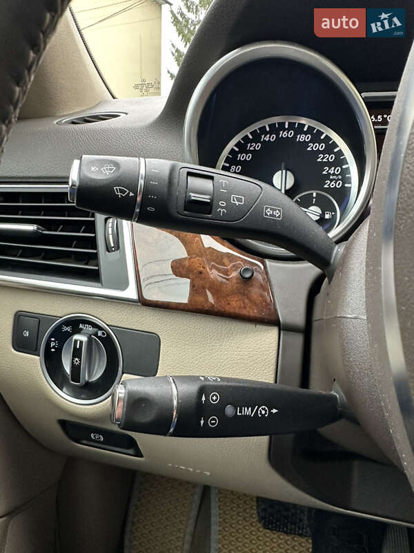 Внедорожник / Кроссовер Mercedes-Benz M-Class 2013 в Львове