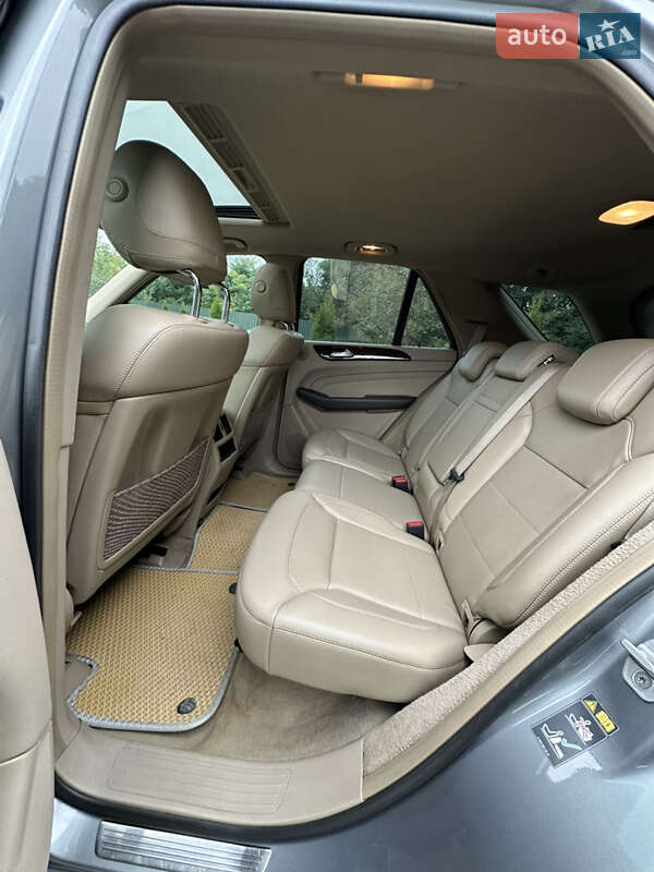 Внедорожник / Кроссовер Mercedes-Benz M-Class 2013 в Львове