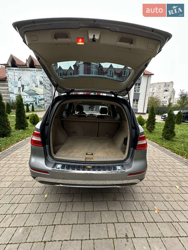 Внедорожник / Кроссовер Mercedes-Benz M-Class 2013 в Львове