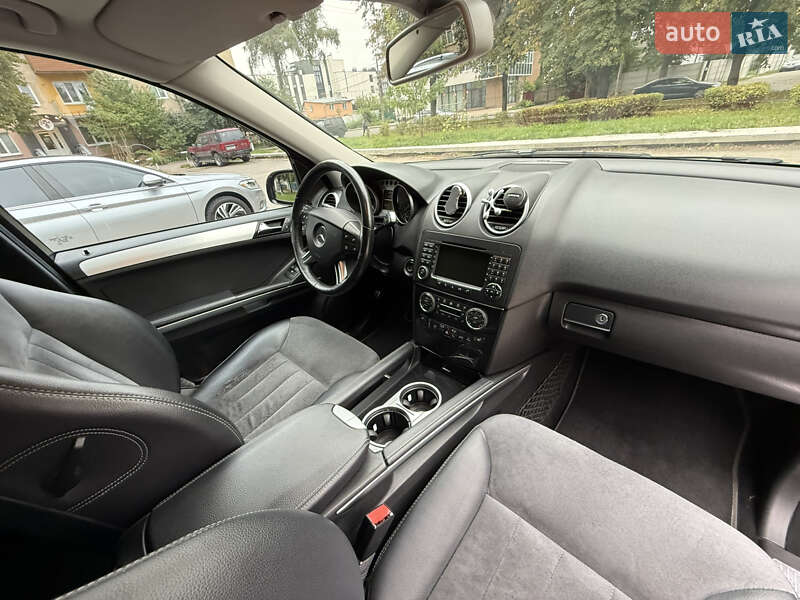 Внедорожник / Кроссовер Mercedes-Benz M-Class 2007 в Ровно