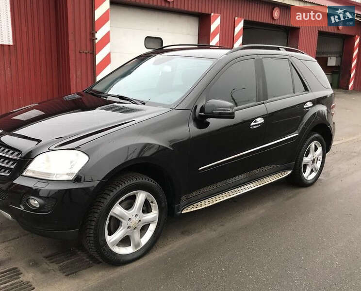 Внедорожник / Кроссовер Mercedes-Benz M-Class 2008 в 