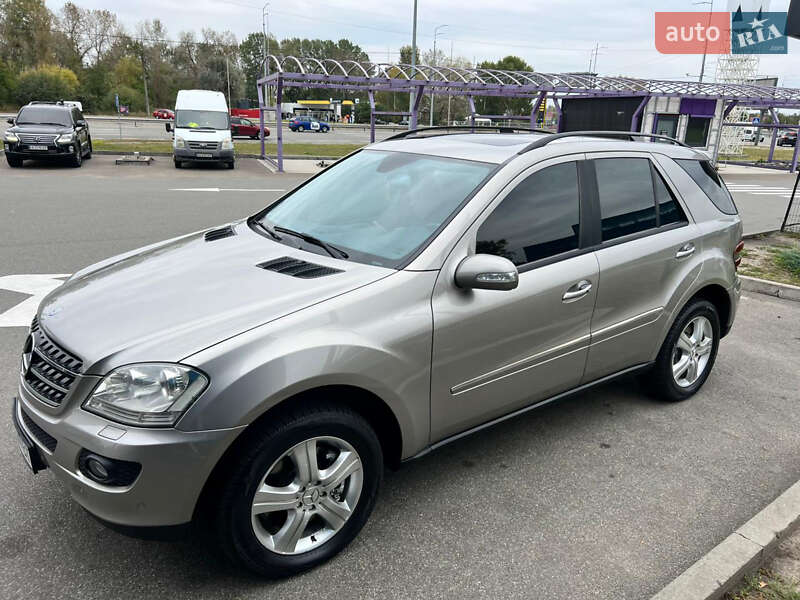 Внедорожник / Кроссовер Mercedes-Benz M-Class 2006 в Киеве