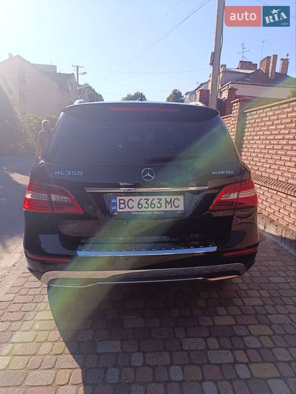 Внедорожник / Кроссовер Mercedes-Benz M-Class 2013 в Львове