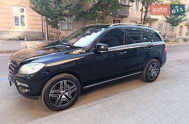 Внедорожник / Кроссовер Mercedes-Benz M-Class 2013 в Львове