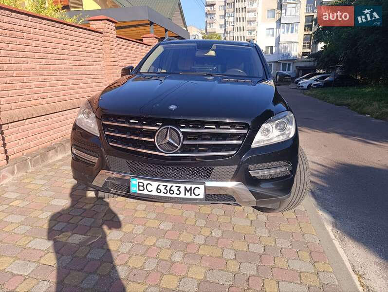 Внедорожник / Кроссовер Mercedes-Benz M-Class 2013 в Львове