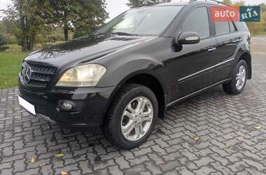 Внедорожник / Кроссовер Mercedes-Benz M-Class 2005 в 
