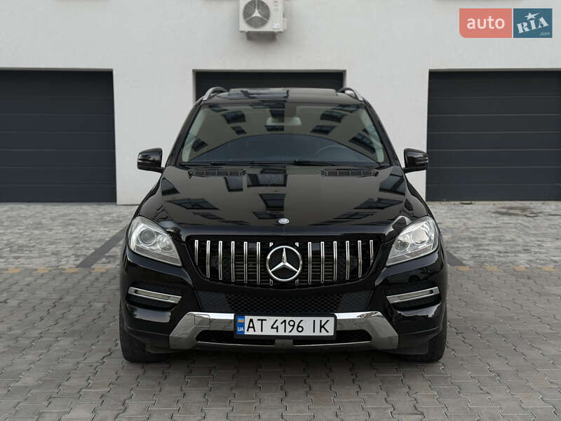 Внедорожник / Кроссовер Mercedes-Benz M-Class 2011 в Ужгороде