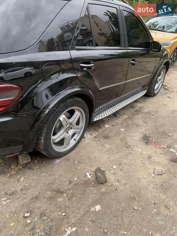 Внедорожник / Кроссовер Mercedes-Benz M-Class 2007 в Киеве